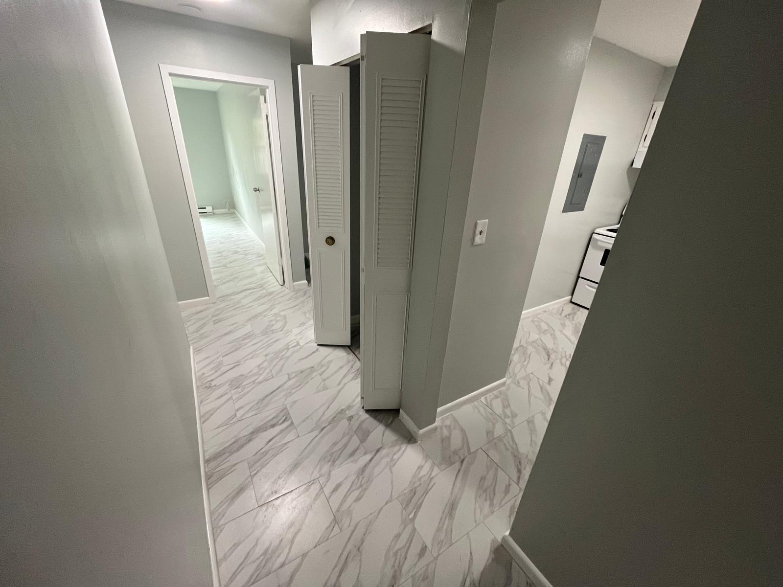 560 Main Street - 1F